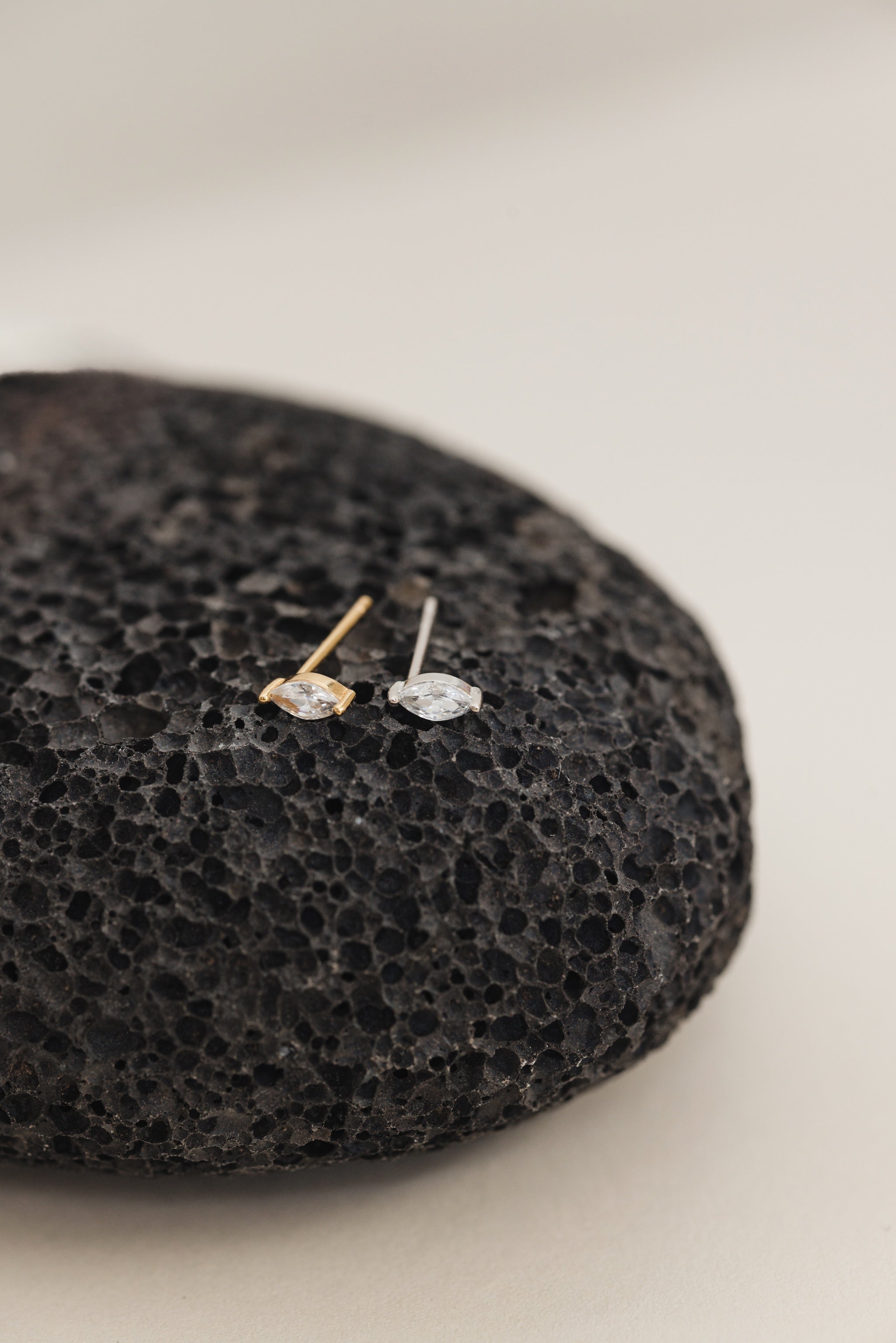 Clou d'oreille Adeline - Doré champagne